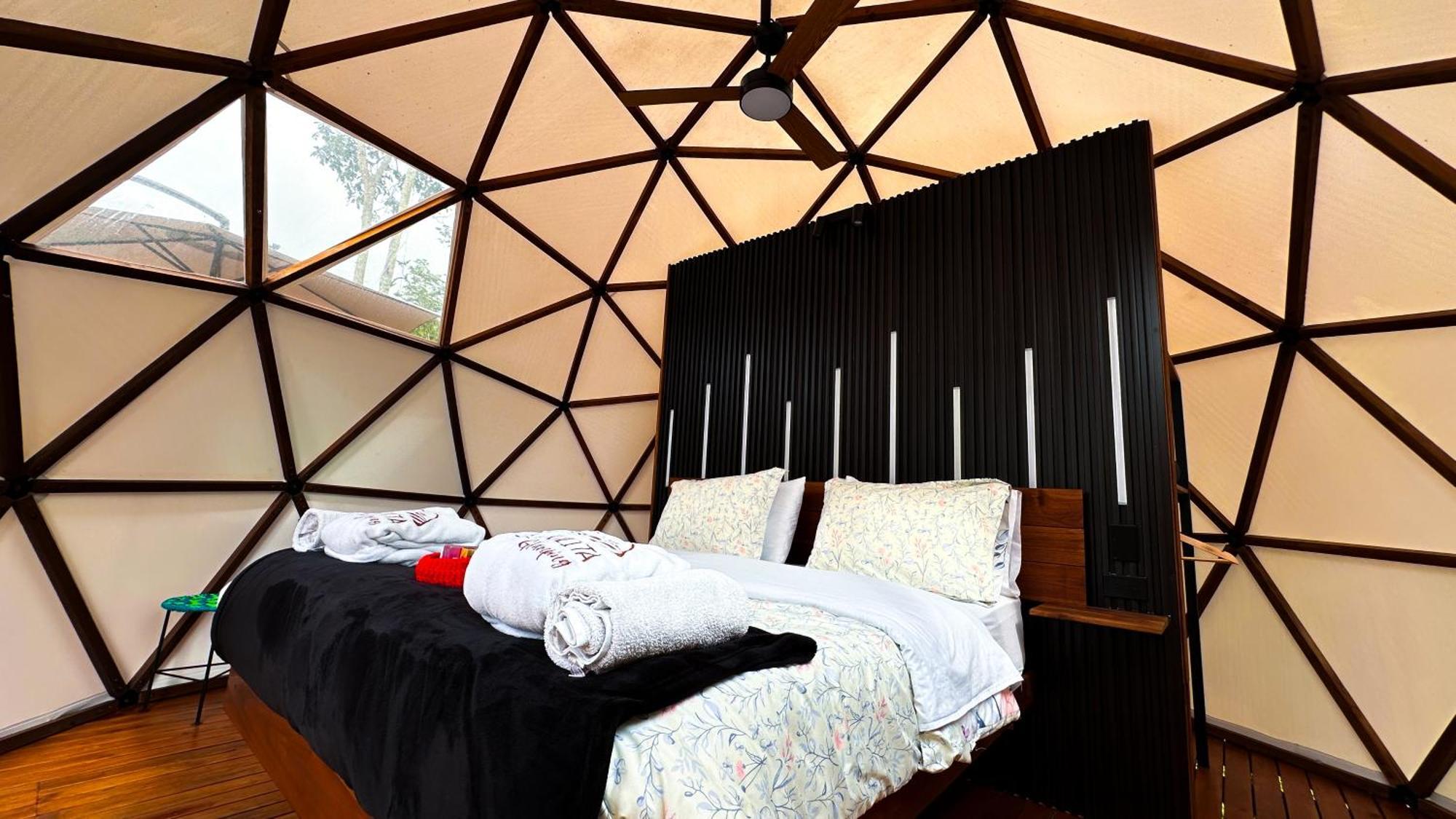 Villa La Julita Glamping La Mesa  Esterno foto